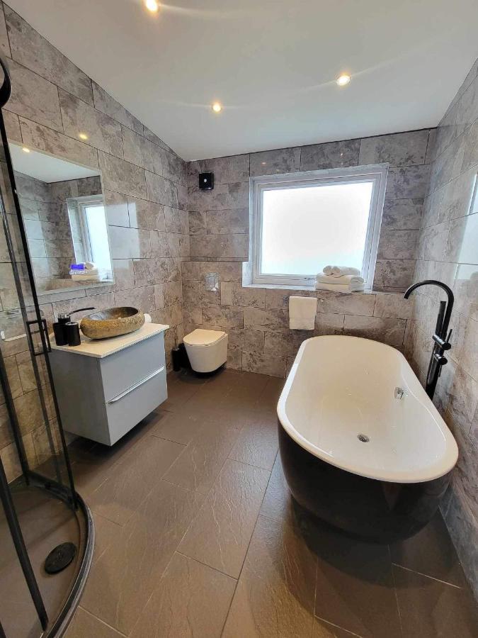 Luxury Cottage In Portree City Centre! Ngoại thất bức ảnh